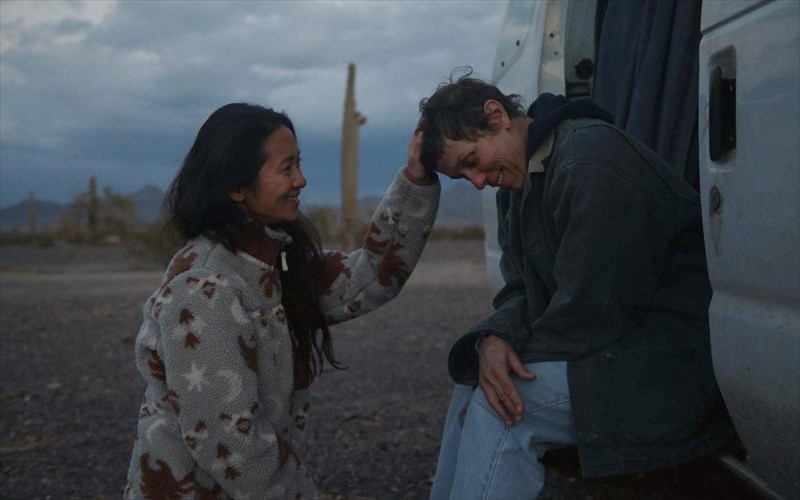 to-nomadland-kerdizei-to-brabeio-kaluteris-tainias-sta-brabeia-guild-producers