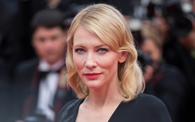 i-alitheia-piso-apo-tin-agerasti-eikona-tis-cate-blanchett
