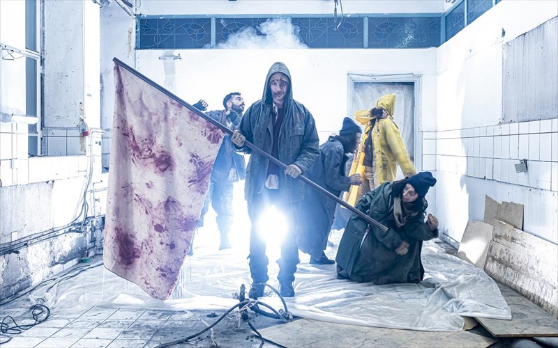 oi-eleutheroi-poliorkimenoi-tou-ethnikou-gia-ta-195-xronia-apo-tin-iroiki-eksodo-tou-mesologgiou