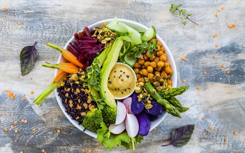 pame-gia-apotoksinotika-healthy-bowl