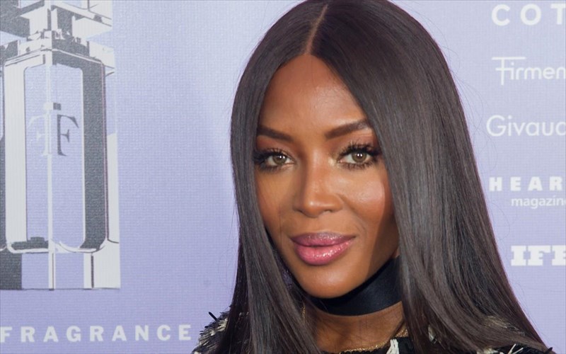i-naomi-campbell-protagonistei-se-kampania-makigiaz-pou-apotheonei-ton-oro-diversity