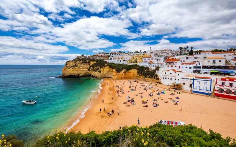 omorfa-parathalassia-meri-stin-europi-pou-den-exoume-anakalupsei