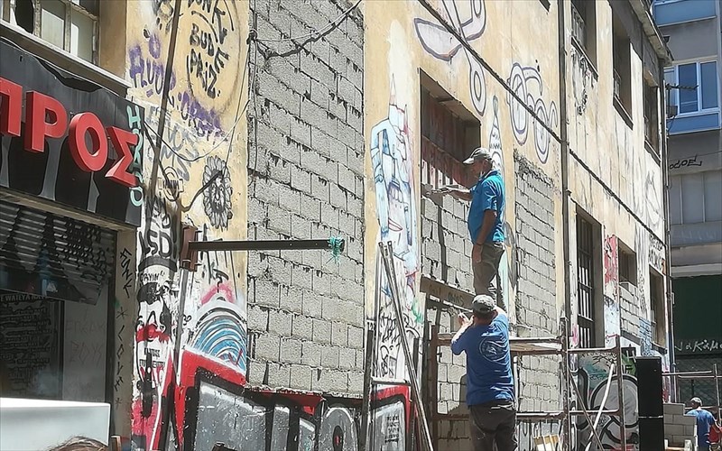 i-anakoinosi-tou-potha-gia-to-sfragisma-tou-empros