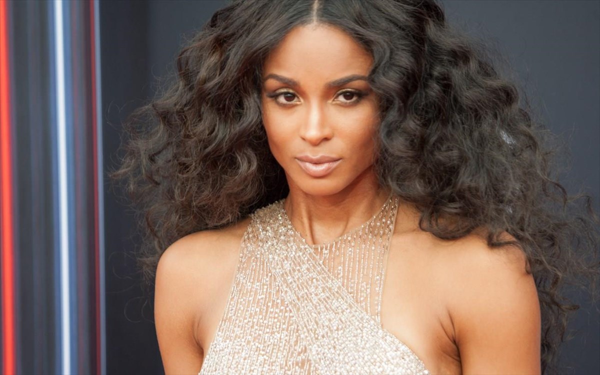 disco-fever-mia-eksairetiki-neo-retro-idea-xtenismatos-gia-episimes-anoiksiatikes-emfaniseis