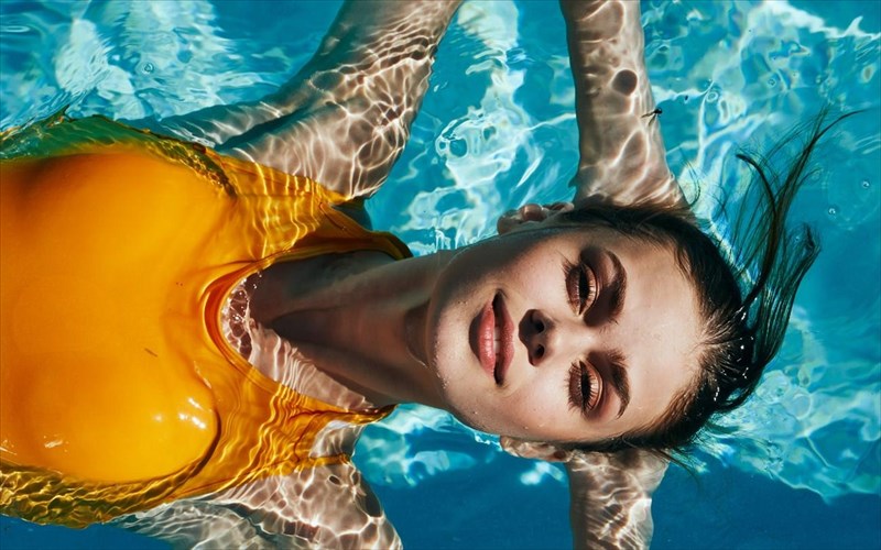 i-epistimoniki-lusi-gia-ti-therapeia-tis-maskne-einai-to-thalassino-nero