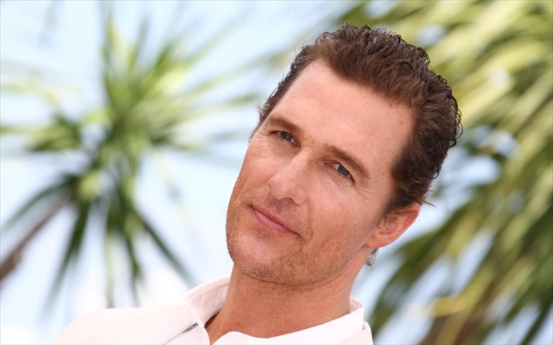 matthew-mcconaughey-afou-gnorisa-ti-gunaika-mou-stamatisa-tis-romantikes-komenti
