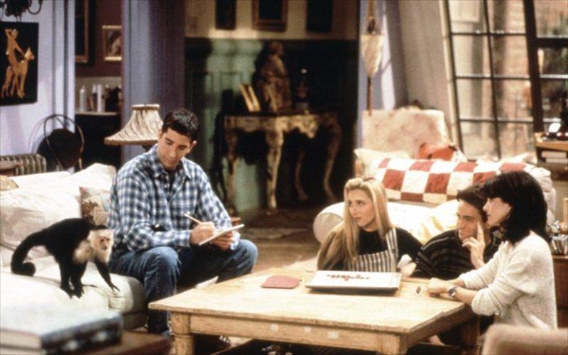 o-david-schwimmer-apokaluptei-pos-itan-na-sunergazetai-me-ton-marcel-sta-filarakia