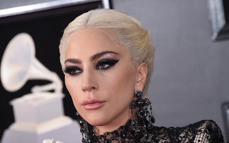 i-lady-gaga-akuronei-tin-periodeia-tis-chromatica-ball-gia-to-2022