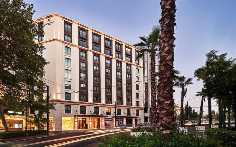 mathimata-face-yoga-me-thea-tin-athina-sto-athens-capital-hotel-mgallery-collection