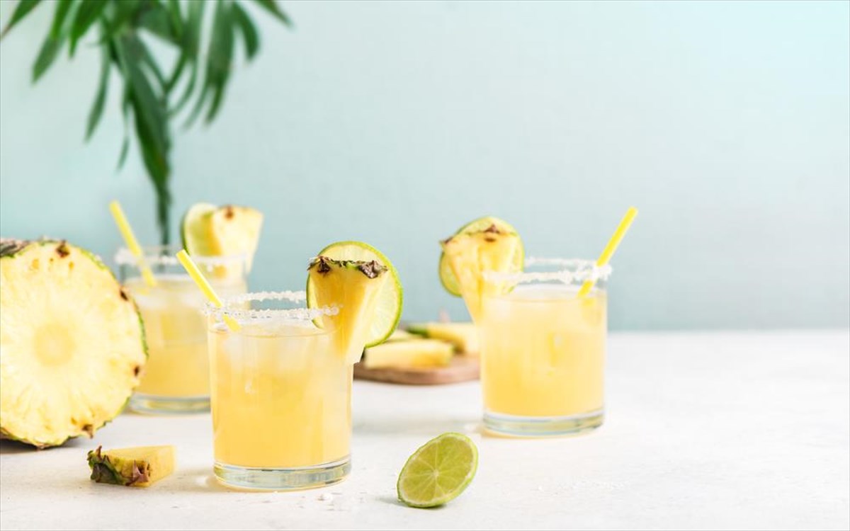 kokteil-ananas