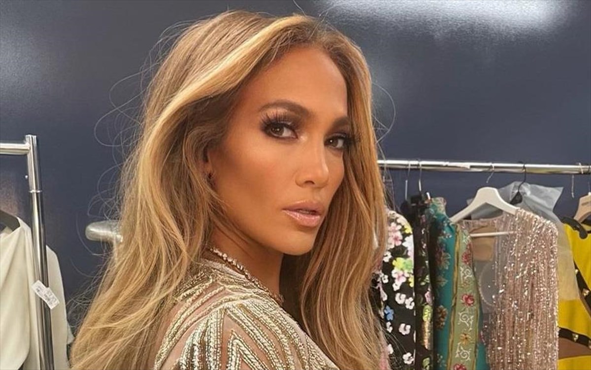 i-Jennifer-lopez-tha-protagonistisei-sto-eperxomeno-sci-fi-thriller-tou-netflix