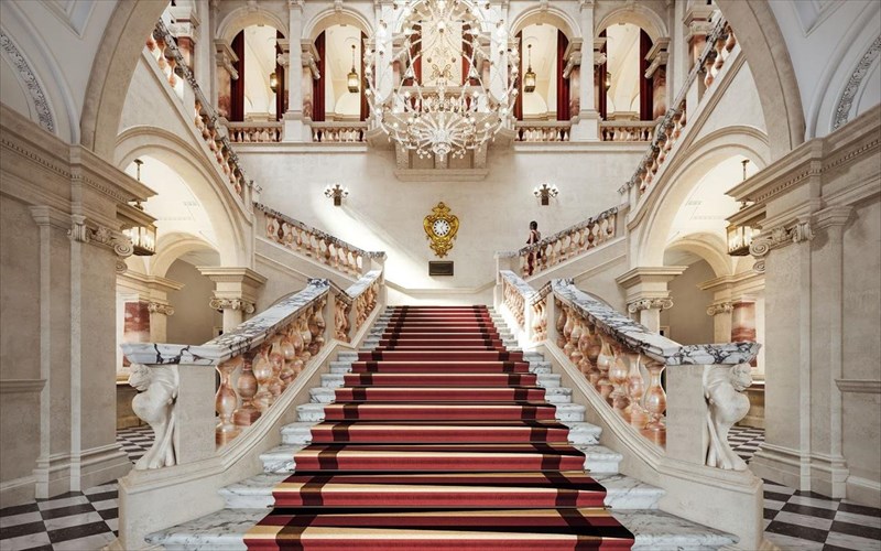 to-stratigeio-tou-tsortsil-zontaneuei-os-poluteles-ksenodoxeio