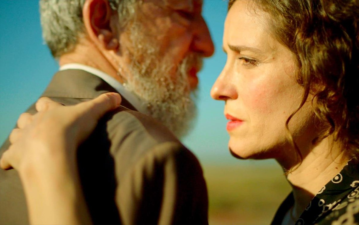 i-poli-kai-i-poli-poli