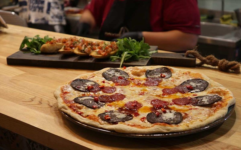 pizza21-sto-xalandri-i-pizza-opos-prepei-na-einai