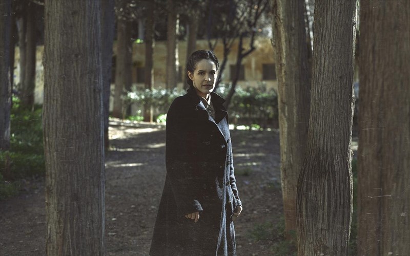 ta-tragoudia-tis-sotirias-sto-steki-tou-ilia