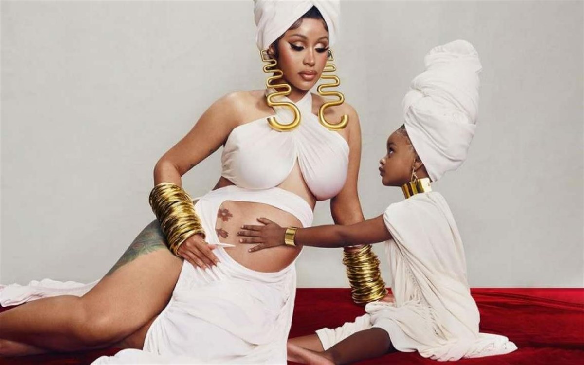 h-cardi-b-mila-gia-ti-nea-egkumosuni-tis