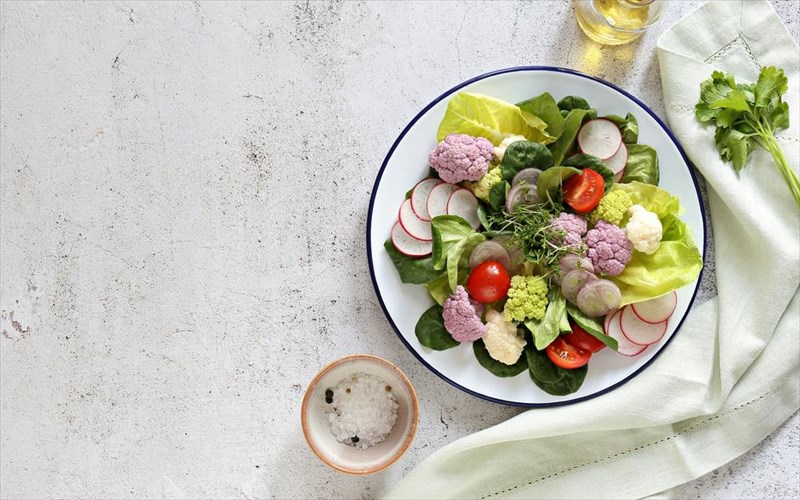 pos-na-labete-ta-threptika-sustatika-ton-trofon-sto-megisto