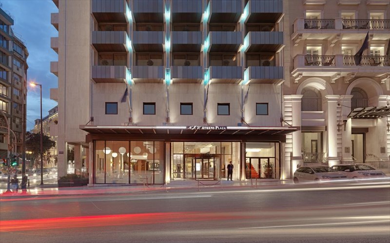 to-nJv-athens-plaza-pire-to-xruso