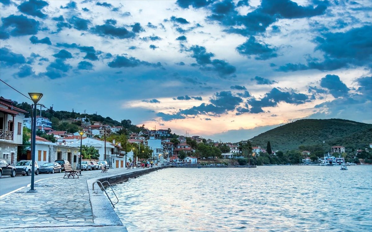 viewofthesmallcitymitzela-amaliapoliatsunset