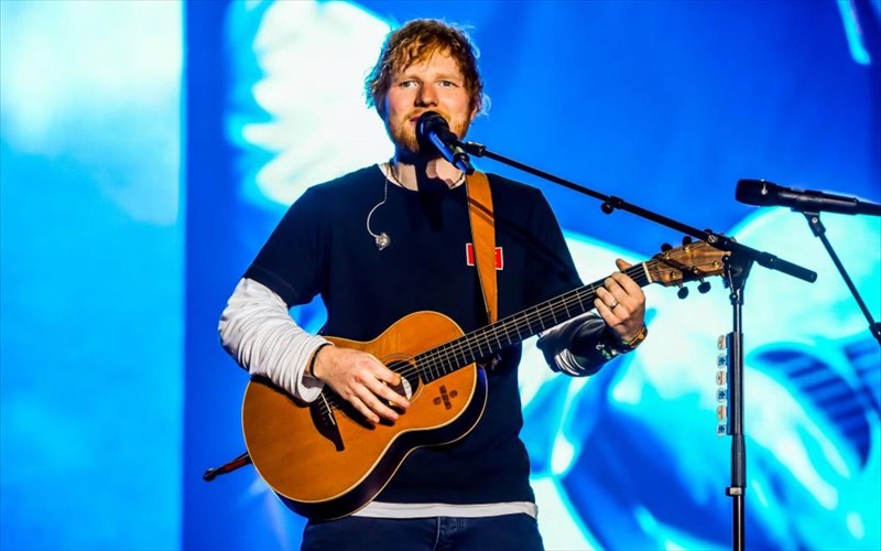 ed-sheeran-mick-Jagger-steven-spielberg-se-ekdilosi-gia-tous-pligentes-tou-covid-19-stin-india