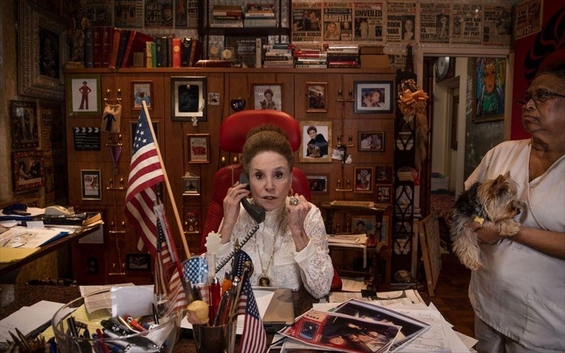 ntokimanter-gia-tin-klironomia-tis-cindy-adams