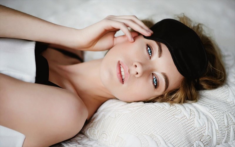 o-dromos-gia-ena-kalutero-beauty-sleep-ksekina-ti-stigmi-pou-ksupnate
