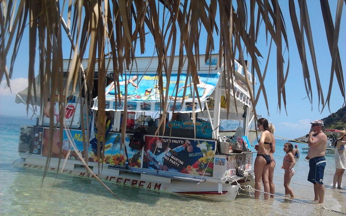 matilda-boat-bar