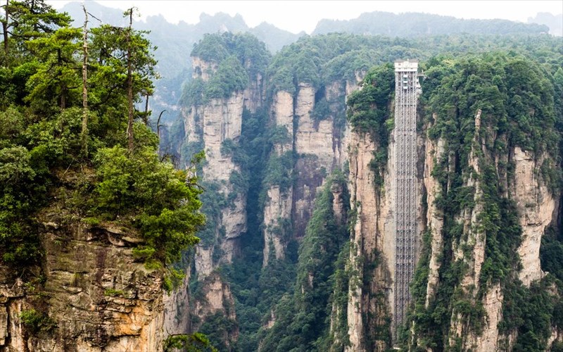 tha-mpainate-pote-ston-psilotero-anelkustira-tou-kosmou