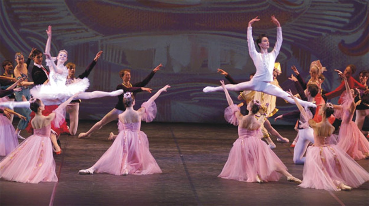 ta-mpaleta-mpolsoi-stin-athina