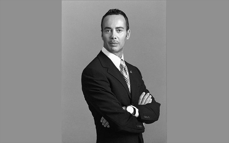 o-lakis-gabalas-kukloforei-tin-autobiografia-tou