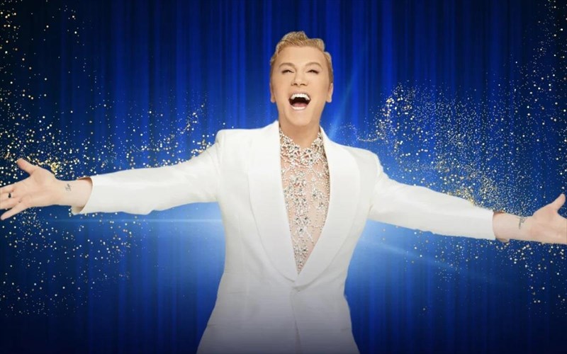 rantebou-me-ton-taki-o-takis-zaxaratos-sto-theatro-pallas