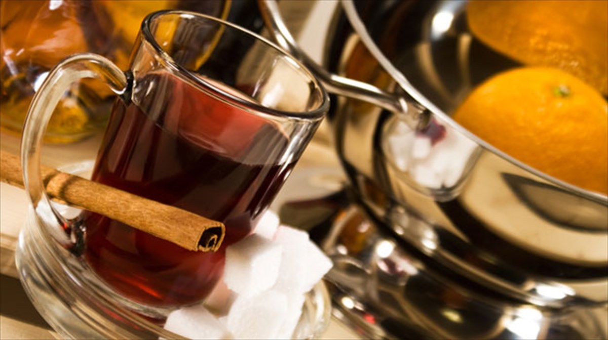 ena-flitzani-zesto-krasi-me-mpaxarika-parakalo