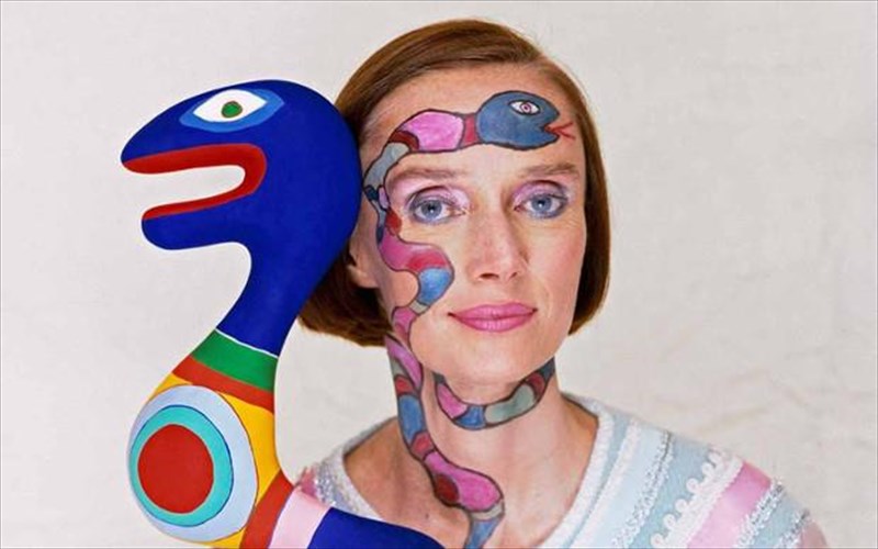 eikonografoume-mia-tilefoniki-sunomilia-lekseissunaisthimata-kai-poluxroma-tilefona