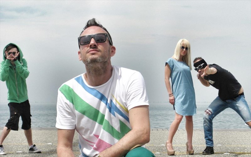 oi-mikro-tha-plaisiosoun-tous-röyksopp-m83-kai-omd-sto-release-athens-x-snf-nostos