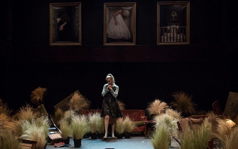 oi-yperboles-sunexizontai-logo-tis-megalis-proseleusis-stin-frunixou