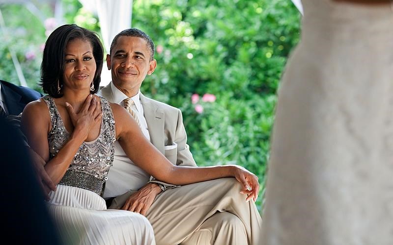 to-zeugos-ompama-stin-ellada-oi-anartiseis-tous-apo-ti-bila-tou-tom-hanks-stin-antiparo