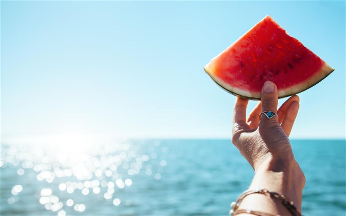 karpouzi-kalokairi-thalassa