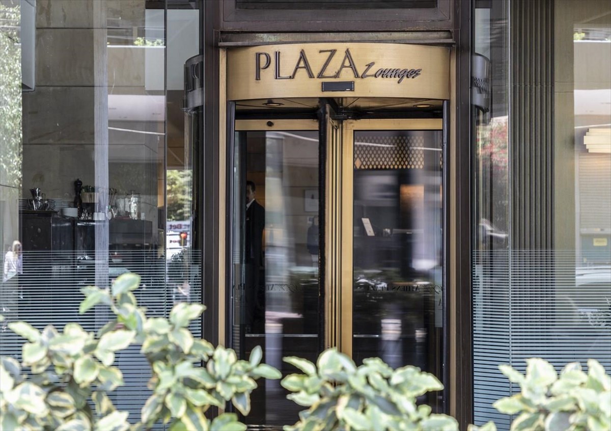 plaza-cafe