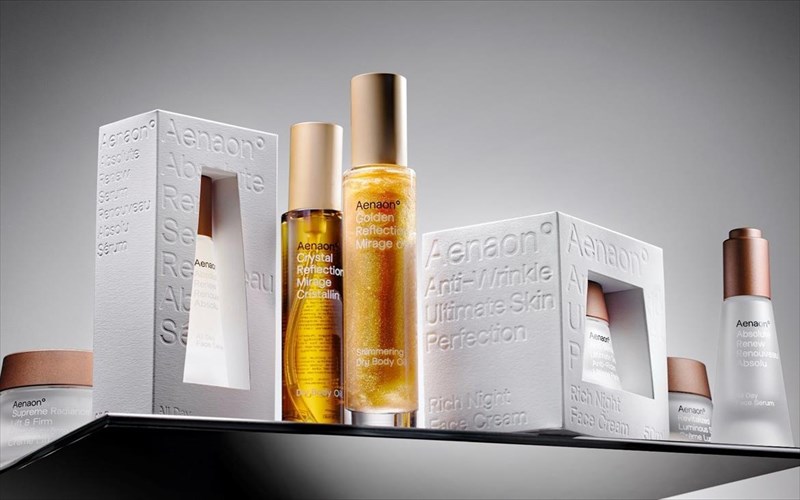 ena-neo-premium-elliniko-skincare-brand-umnei-tin-diaxroniki-omorfia