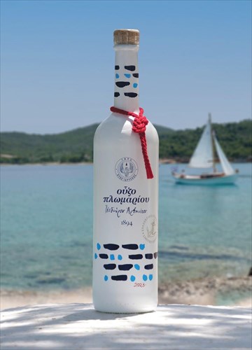 simata-mors-kai-aroma-elladas-sti-nea-sullektiki-suskeuasia-tou-ouzou-plomariou