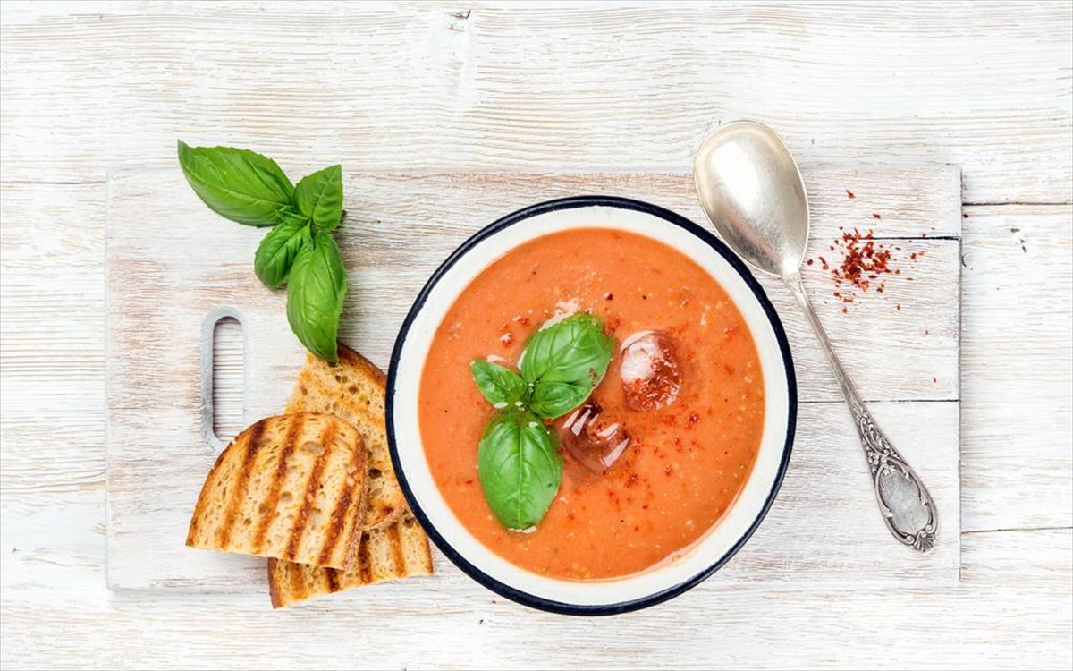 gazpacho-soupa-ntomata