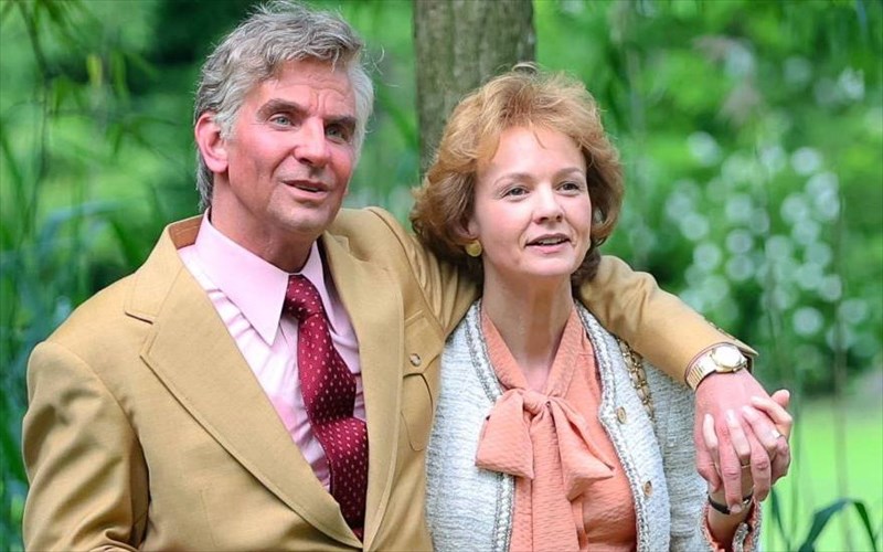 o-mprantlei-kouper-kai-oi-antidraseis-gia-tin-antisimitiki-tou-muti-stin-tainia-maestro