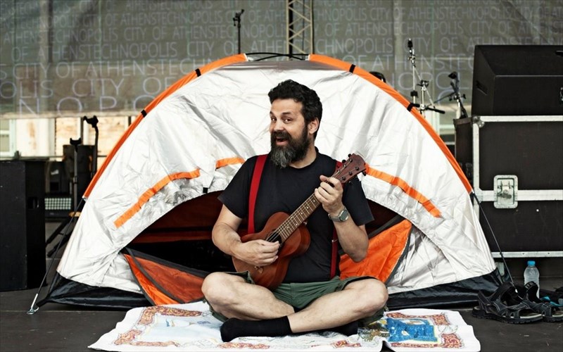 o-spuros-grammenos-stin-texnopoli-sto-gkazi