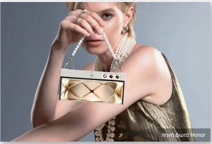 to-proto-gunaikeio-tsantaki-kinito-tilefono-video