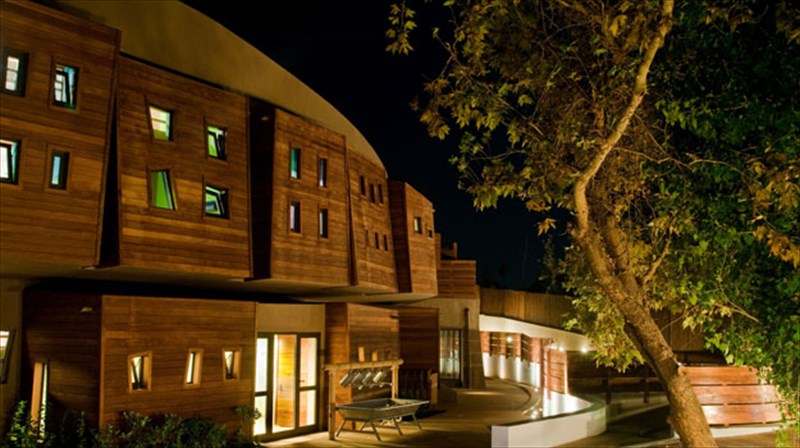 costa-navarino-aisthitiki-kai-design