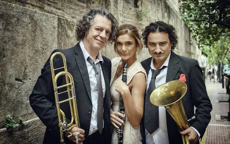 to-emblimatiko-underground-tou-emir-koustouritsa-anebainei-sto-theatro-akropol