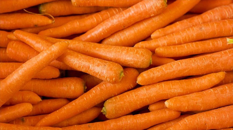 karoto-ena-polutimo-doro-gia-tin-ugeia-mas