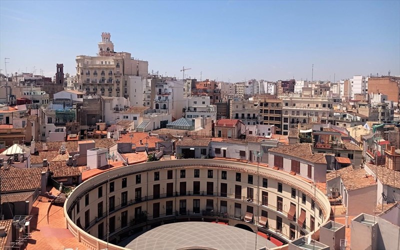 balenthia-to-kalesma-tis-mesogeiou