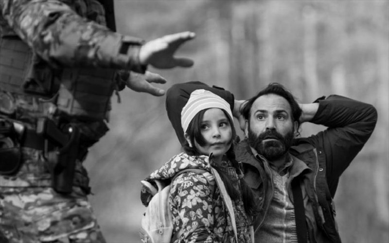 prasina-sunora-stis-nuxtes-premieras-i-tainia-pou-i-poloniki-kubernisi-den-thelei-na-deis-poloniki-kubernisi-den-thelei-na-deis