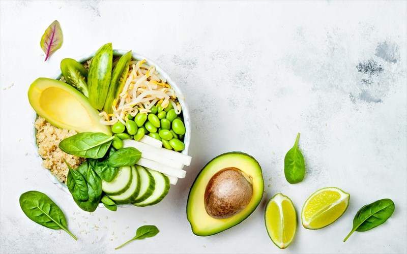 world-vegan-day-pos-na-exete-eparkeia-se-metalla-kai-bitamines-sti-futofagia